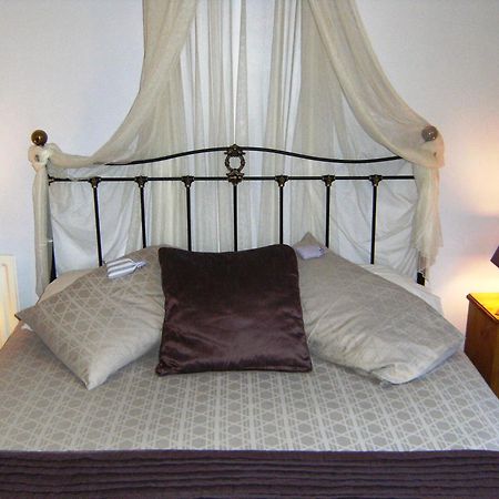 Bridge House Bed & Breakfast Newark-on-Trent  Ruang foto