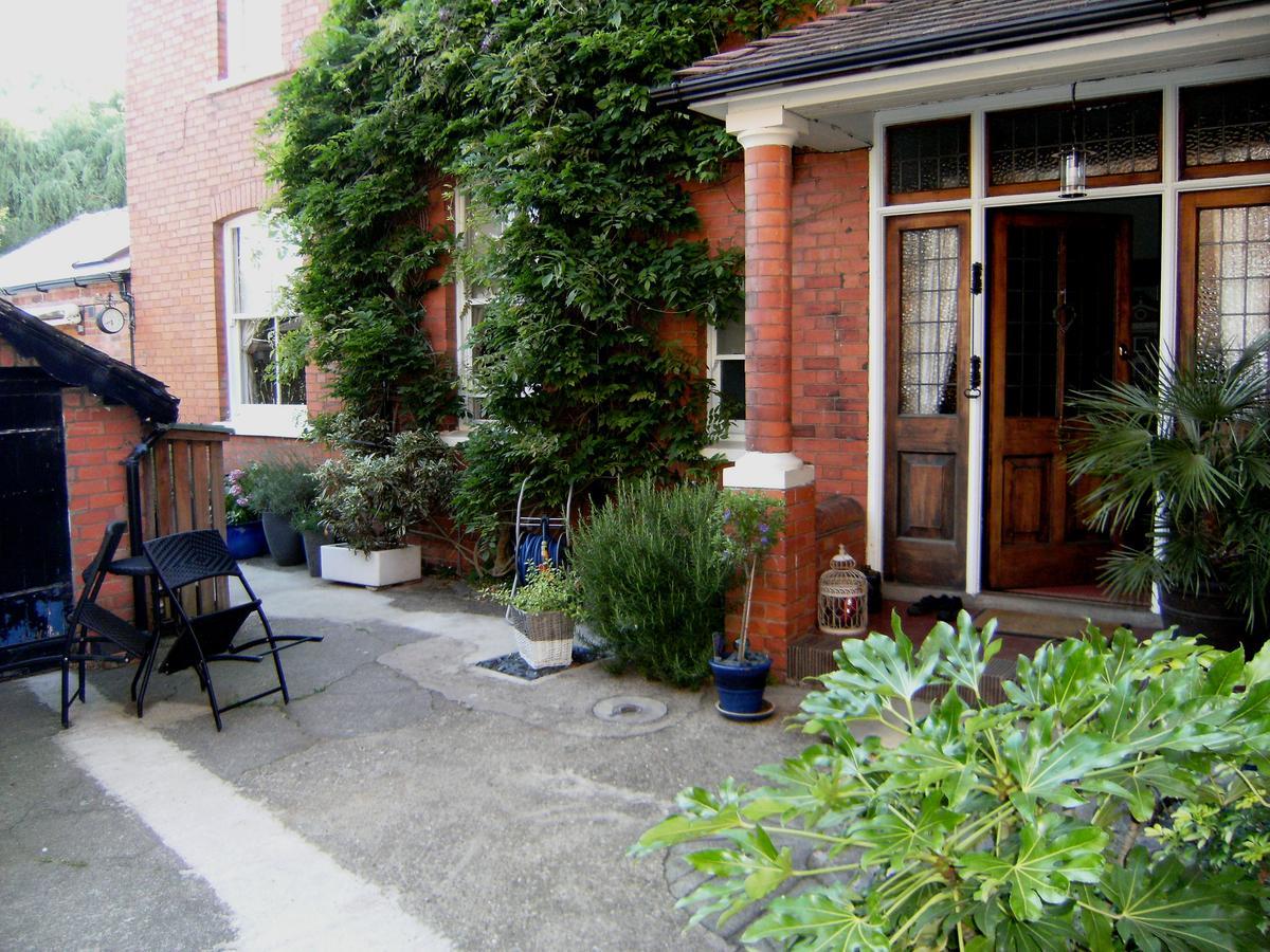 Bridge House Bed & Breakfast Newark-on-Trent  Bagian luar foto