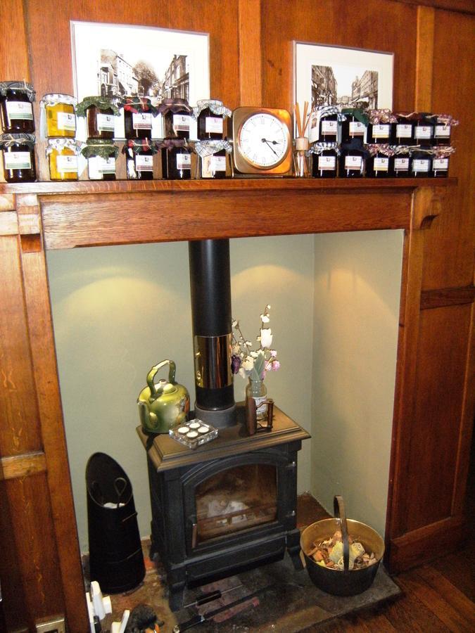 Bridge House Bed & Breakfast Newark-on-Trent  Bagian luar foto