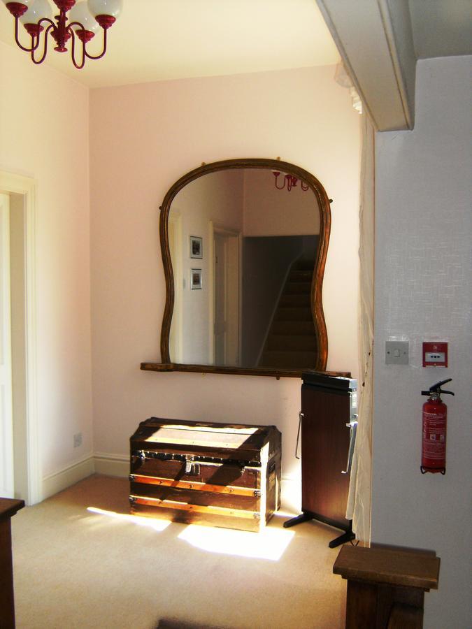 Bridge House Bed & Breakfast Newark-on-Trent  Bagian luar foto
